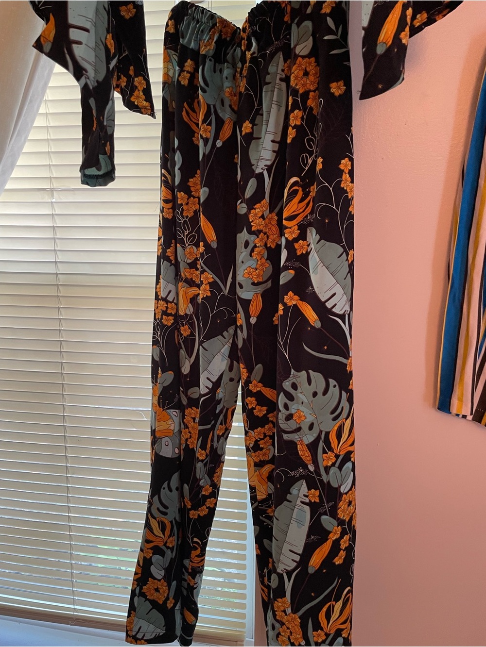 Black Floral Two-Piece Set with Blue and Mustard Botanical Print Kimono palazzo - Picture 2 of 6